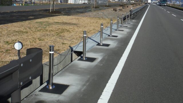 車止め修繕工事